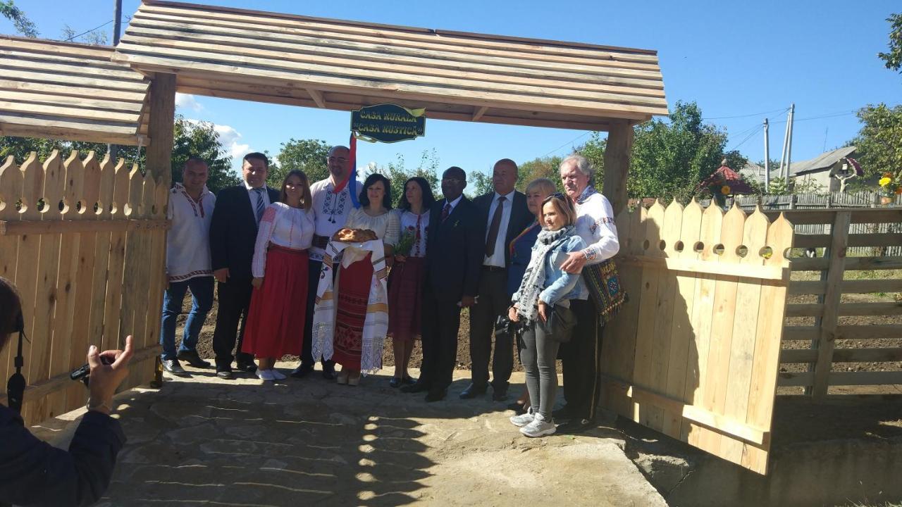 Willa Pensiunea Turistica "Casa Rustica" Chiscareni Zewnętrze zdjęcie