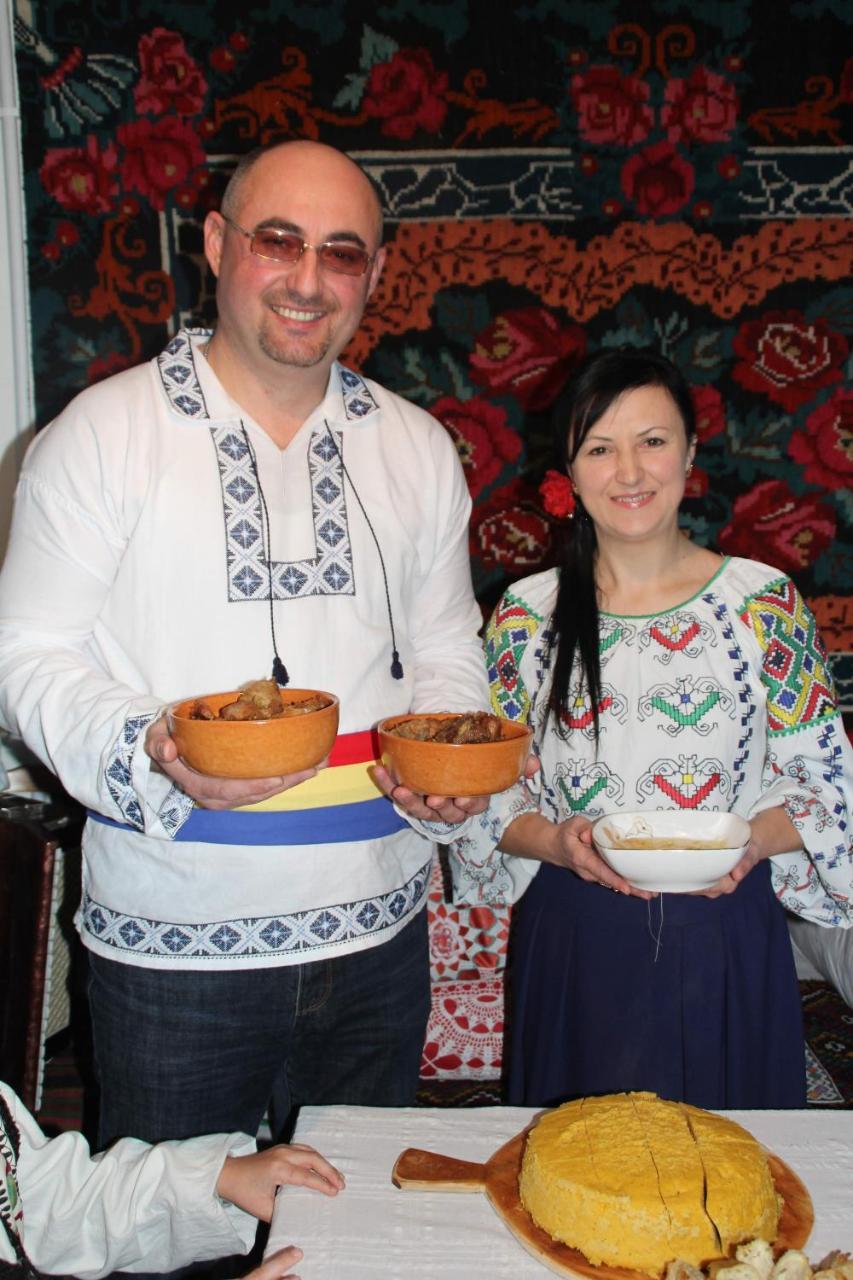 Willa Pensiunea Turistica "Casa Rustica" Chiscareni Zewnętrze zdjęcie